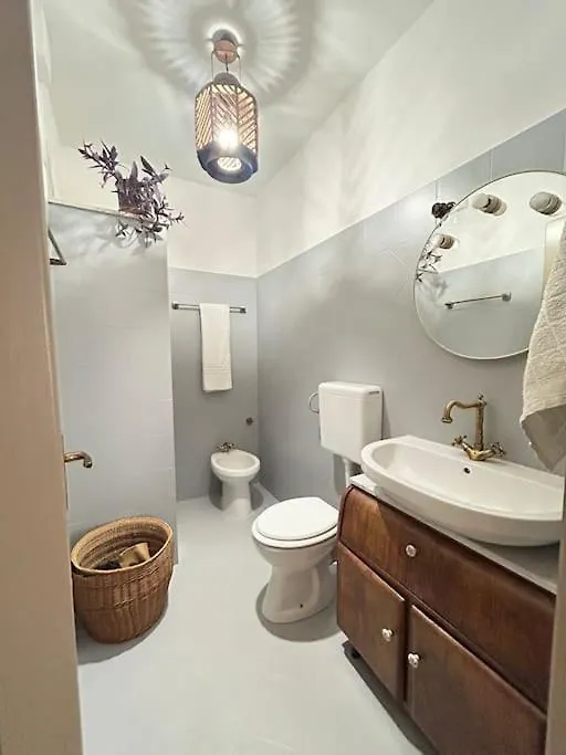 Fajra House Apartment Palermo 0*,  Italy